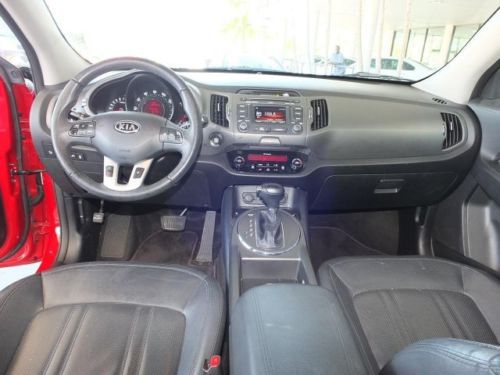 2012 Kia Sportage Fully Loaded Panoramic Sunroof,Leather,Back-up Camera & More, image 11