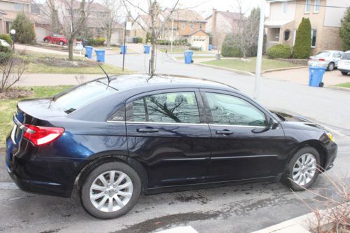 Almost new 2012 chrysler 200 touring 288 horses, v6 3.6 liters with 17087 miles