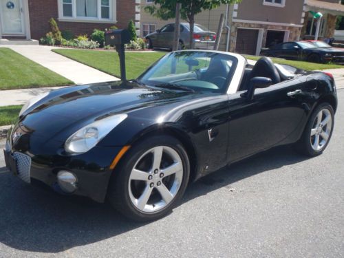 No reserve! only 51,000 miles, leather seats, roadster, manual transmission,mint