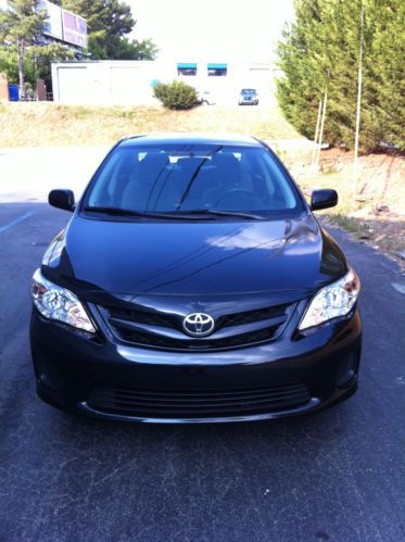 2012 toyota corolla le sedan 4-door 1.8l