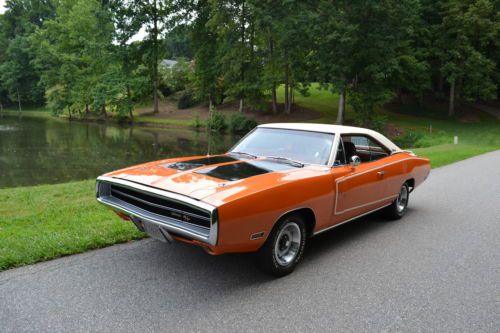 1970 dodge charger r/t hardtop 2-door 7.2l