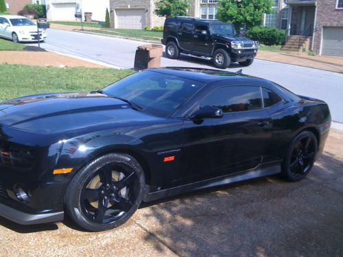 2010 chevrolet camaro ss coupe 2-door 6.2l