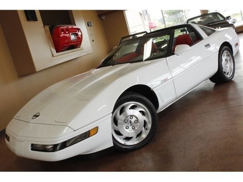 1995 chevrolet corvette coupe automatic 2-door hatchback