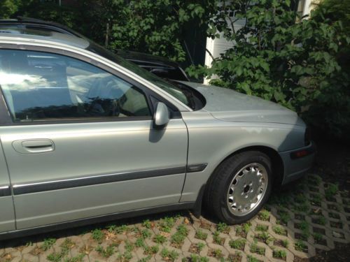 Volvo s80, silver