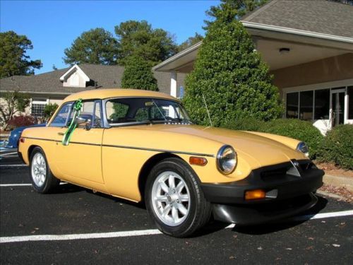 1977 mg mgb hard top convertible...soft top...tonneau cover...better than new a+