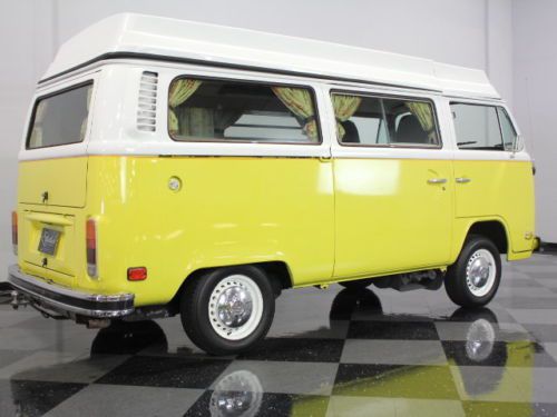 VERY CLEAN VOLKSWAGEN BUS, INTERIOR IN GREAT SHAPE, 2 FOLDING BEDS, NICE!!, US $19,995.00, image 4