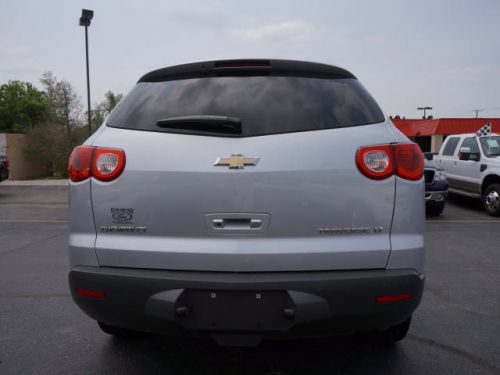 2010 chevrolet traverse lt