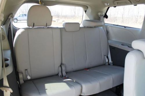 2014 toyota sienna xle