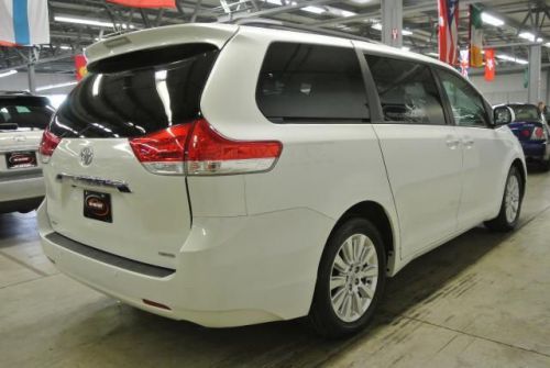 2011 toyota sienna xle