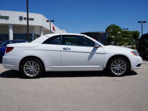 2013 chrysler 200 limited