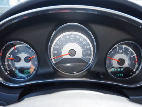 2013 Chrysler 200 Limited, US $32,577.00, image 4