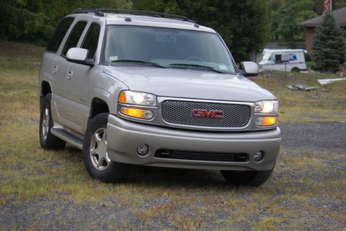 2004 gmc yukon denali sport utility 4-door 6.0l awd loaded leather