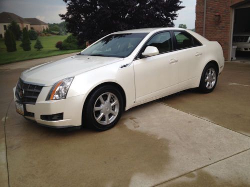 Cadillac cts pearl white