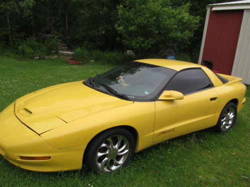 1994 yellow firehawk