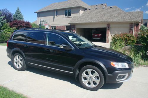 2011 volvo xc70 t6 wagon 4-door 3.0l