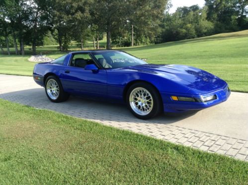 1994 chevrolet corvette coupe - low miles - great shape - admiral blue 6-spd fx3