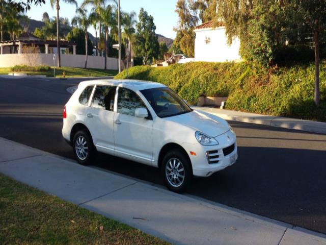 2008 - porsche cayenne