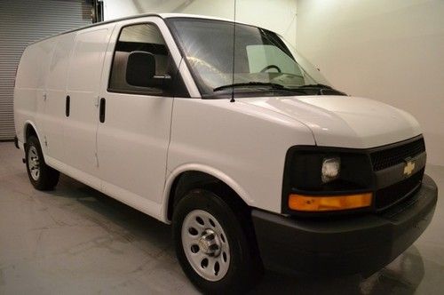 1 owner!! cargo van!! express automatic stabilitrak leather seats l@@k