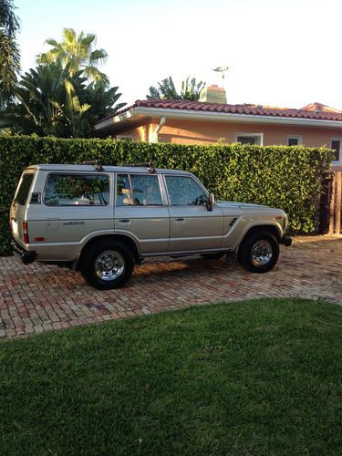 1989 toyota land cruiser fj 62 restored interior and exterior