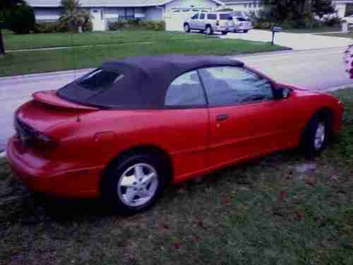 Wow Bright red pontiac sunfire GT convertible florida car with 96386 original mi, image 2