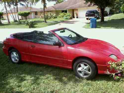Wow Bright red pontiac sunfire GT convertible florida car with 96386 original mi, image 5