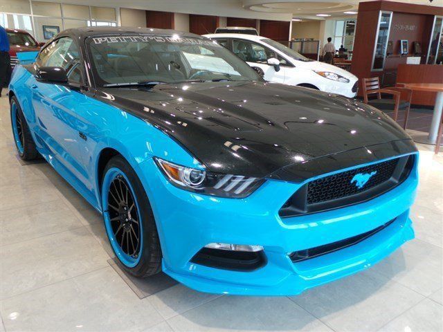 2015 ford mustang