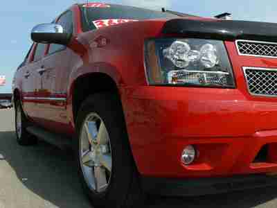 2011 AVALANCHE LTZ AC HEATED SEATS CD DVD NAV BCK UP CAM MOON ROOF PRK SENSORS, image 6