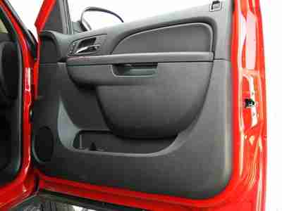 2011 AVALANCHE LTZ AC HEATED SEATS CD DVD NAV BCK UP CAM MOON ROOF PRK SENSORS, image 19