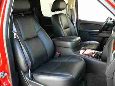 2011 AVALANCHE LTZ AC HEATED SEATS CD DVD NAV BCK UP CAM MOON ROOF PRK SENSORS, image 21