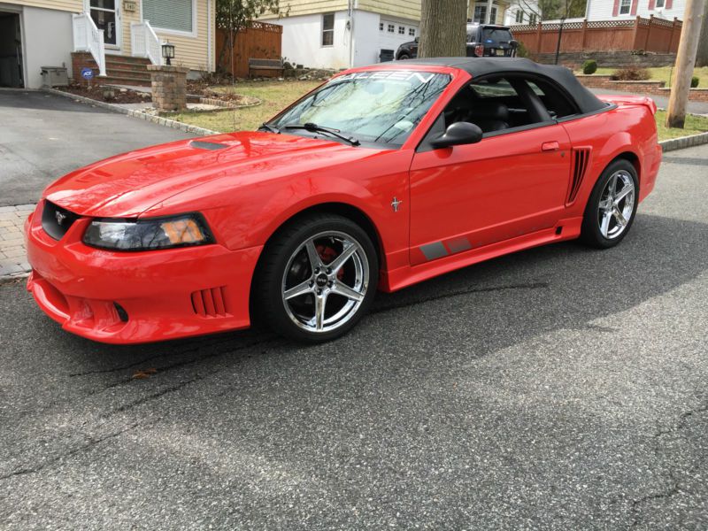 2000 ford mustang