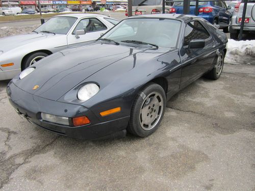 1988 porsche 928/  s-4 / 5 speed