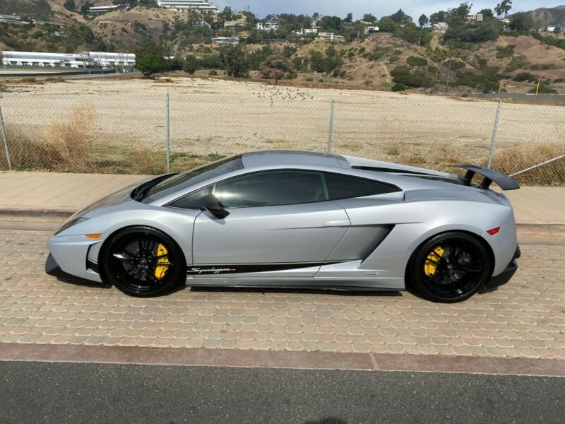 2012 lamborghini gallardo superleggera