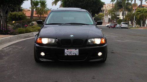 2000 bmw 323i base sedan 4-door 2.5l