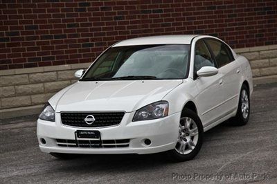 2006 nissan altima s -!- auto start -!- cd player and sirius radio -!-very clean