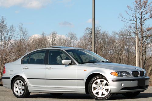 2005 bmw 325xi awd sedan auto heated leather sunroof cd clean carfax loaded!