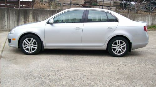 2009 volkswagen jetta tdi sedan 4-door 2.0l