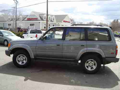 1997 Toyota Land Cruiser Base Sport Utility 4-Door 4.5L, image 4