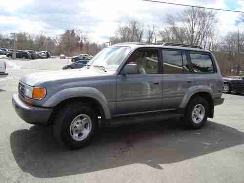 1997 Toyota Land Cruiser Base Sport Utility 4-Door 4.5L, image 6