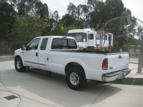 Ford f250 triton super duty long bed quad cab v10 " super nice" must see...