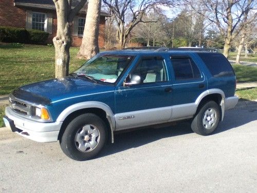 1995 chevrolet blazer base sport utility 4-door 4.3l
