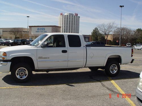 2004.5 lly gmc sierra 2500 hd sle extended cab pickup 4-door 6.6l duramax