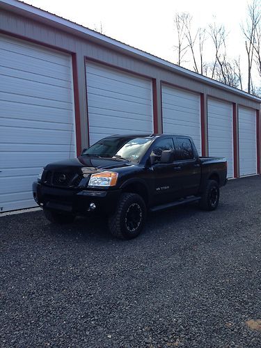 2010 nissan titan pro-4x crew cab pickup 4-door 5.6l