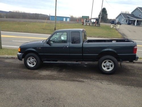 1 owner low miles 2004 ext cab 4x4 ranger auto (no reserve sale)