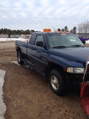 2001 dodge ram 2500 turbo cummings diesel 4x4 auto with v-plow