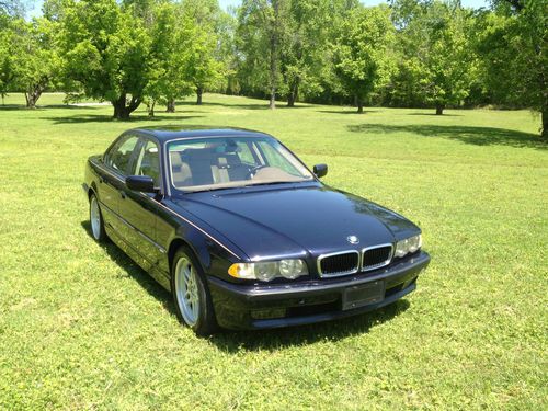 2001 bmw 740i base sedan 4-door 4.4l