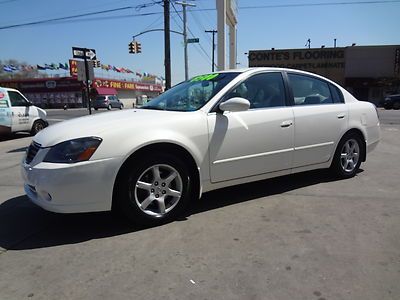 2005 nissan altima 2.5s 4 cylinder with low mileage