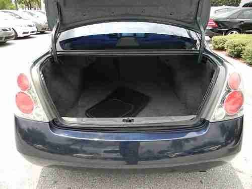 2006 Nissan Altima S Sedan 4-Door 2.5L, image 10