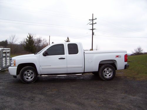 2007 chevrolet silverado 1500 lt extended cab 4x4 pickup