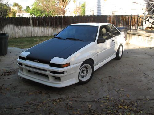 1987 ae86 toyota corolla trueno  sr5 gts awesome car very clean!