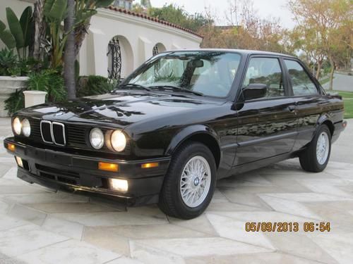 1990 bmw 325is 5 speed black on tan 186k miles excellent condition clean title!!